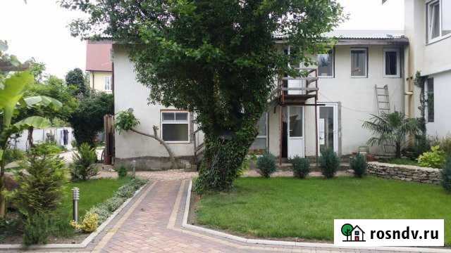 Комната 40 м² в 2-ком. кв., 2/2 эт. в аренду посуточно в Небуге Небуг - изображение 1