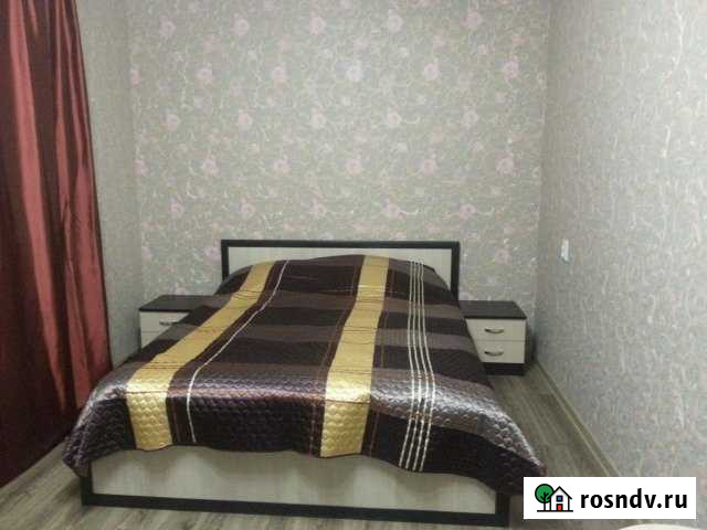 1-комнатная квартира, 39 м², 6/9 эт. в аренду посуточно в Каменске-Шахтинском Каменск-Шахтинский - изображение 1