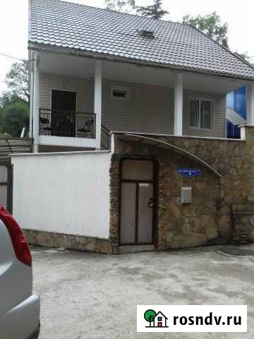 Коттедж 60 м² на участке 6 сот. в аренду посуточно в Сочи Сочи - изображение 1