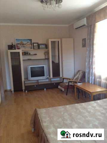 1-комнатная квартира, 32 м², 2/5 эт. в аренду посуточно в Невинномысске Невинномысск - изображение 1