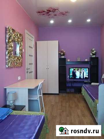 Комната 80 м² в 4-ком. кв., 2/5 эт. в аренду посуточно в Якутске Якутск - изображение 1