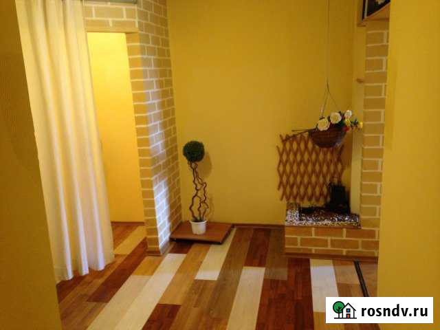 2-комнатная квартира, 68 м², 1/6 эт. в аренду посуточно в Липецке Липецк - изображение 1