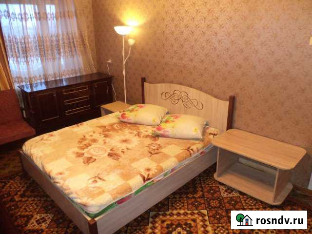 1-комнатная квартира, 32 м², 9/9 эт. в аренду посуточно в Глазове Глазов - изображение 1