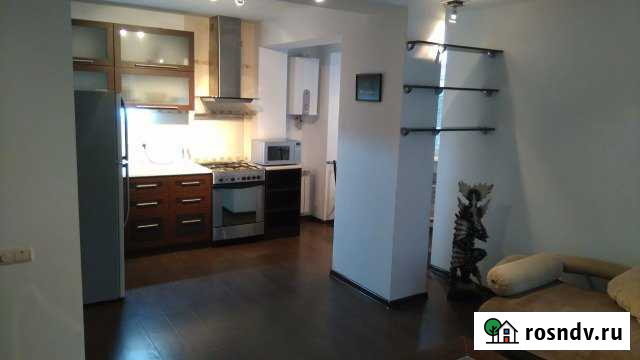 2-комнатная квартира, 49 м², 1/8 эт. в аренду посуточно в Судаке Судак - изображение 1