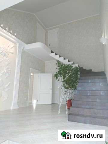 Коттедж 327 м² на участке 8 сот. на продажу в Новотитаровской Новотитаровская - изображение 1