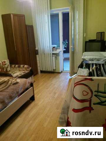 Комната 18 м² в 2-ком. кв., 3/5 эт. в аренду на длительный срок в Сургуте Сургут - изображение 1