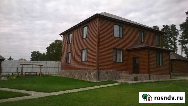 Коттедж 360 м² на участке 22 сот. в аренду посуточно в Кургане Курган - изображение 1