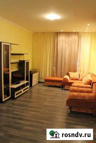 3-комнатная квартира, 79 м², 3/5 эт. в аренду посуточно в Барнауле Барнаул - изображение 1