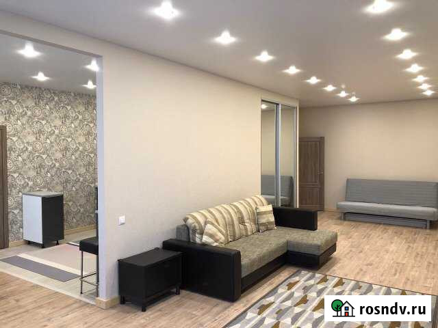 3-комнатная квартира, 130 м², 10/13 эт. в аренду на длительный срок в Омске Омск - изображение 1