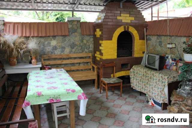 Коттедж 55.6 м² на участке 2 сот. в аренду посуточно в Евпатории Евпатория - изображение 1