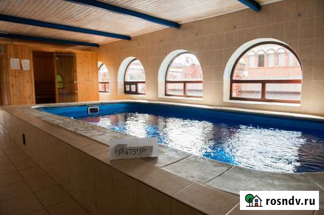 Коттедж 500 м² на участке 25 сот. в аренду посуточно в Климовске Климовск - изображение 1