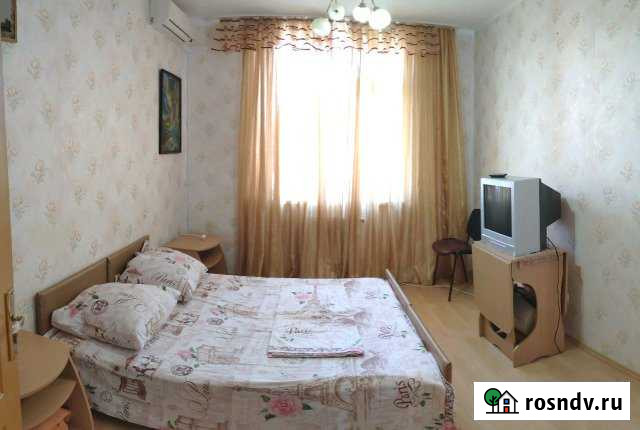 3-комнатная квартира, 95 м², 2/9 эт. в аренду посуточно в Евпатории Евпатория - изображение 1