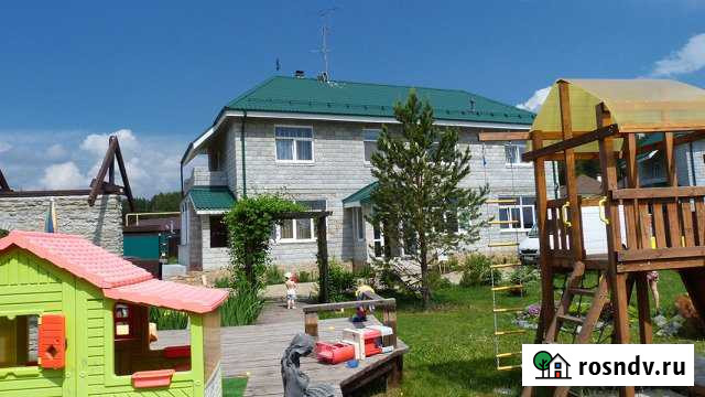 Коттедж 300 м² на участке 40 сот. в аренду посуточно в Верхнем Дуброво Верхнее Дуброво - изображение 1