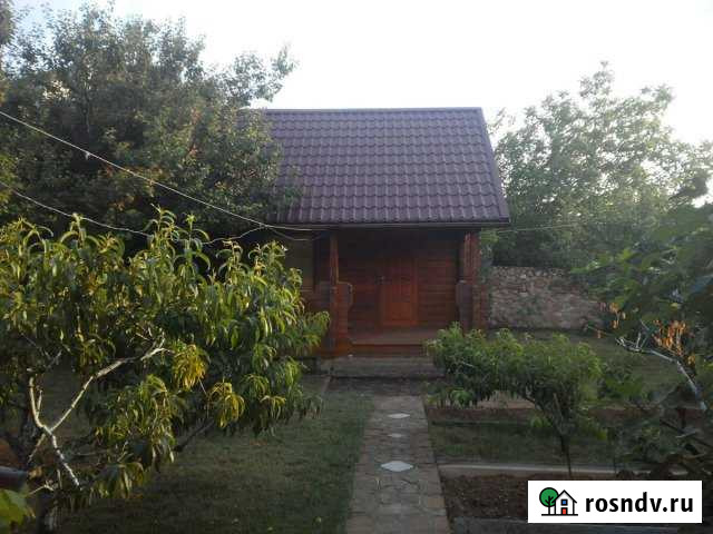Коттедж 40 м² на участке 5 сот. в аренду посуточно в Севастополе Севастополь - изображение 1