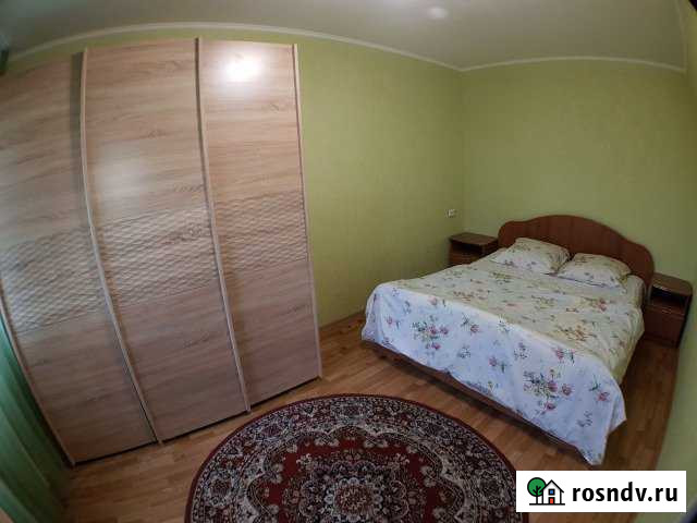 2-комнатная квартира, 52 м², 2/5 эт. в аренду посуточно в Когалыме Когалым - изображение 1