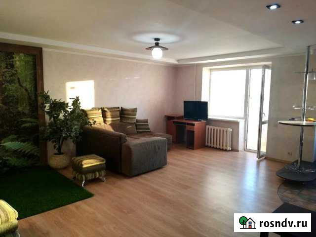 2-комнатная квартира, 80 м², 9/10 эт. в аренду на длительный срок в Батайске Батайск - изображение 1