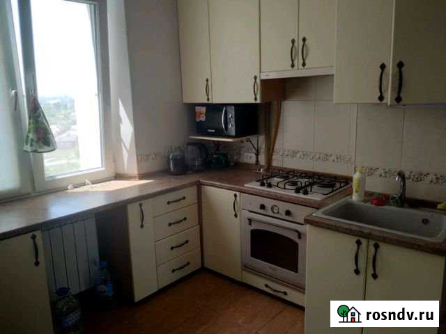 3-комнатная квартира, 70 м², 10/10 эт. в аренду на длительный срок в Симферополе Симферополь - изображение 1