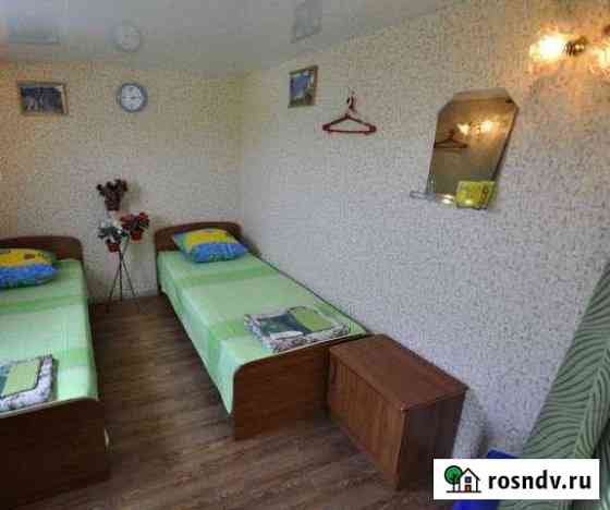 Комната 20 м² в 3-ком. кв., 2/2 эт. в аренду посуточно в Дивноморском Дивноморское