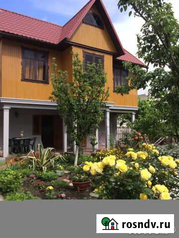 Коттедж 65 м² на участке 4 сот. в аренду посуточно в Сочи Сочи - изображение 1