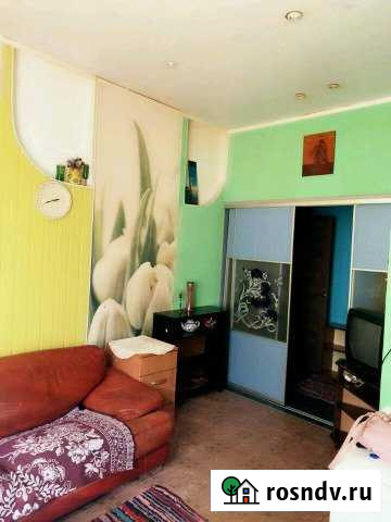 2-комнатная квартира, 40 м², 1/3 эт. в аренду посуточно в Волжском Волгоградской области Волжский - изображение 1