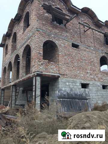 Коттедж 400 м² на участке 10 сот. на продажу в Березовке Красноярского края Березовка - изображение 1