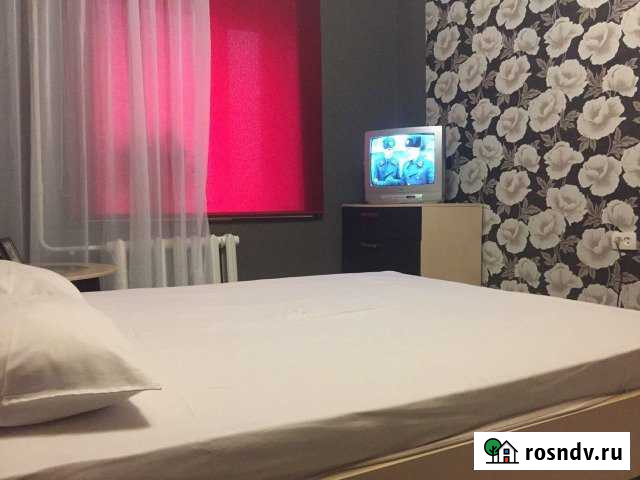 1-комнатная квартира, 35 м², 9/10 эт. в аренду посуточно в Пскове Псков - изображение 1