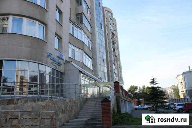 3-комнатная квартира, 140 м², 3/12 эт. в аренду на длительный срок в Челябинске Челябинск - изображение 1