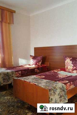 1-комнатная квартира, 32 м², 1/2 эт. в аренду посуточно в Алдане Алдан - изображение 1