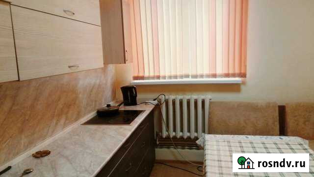 Комната 13 м² в 4-ком. кв., 1/3 эт. в аренду на длительный срок в Брянске Брянск - изображение 1