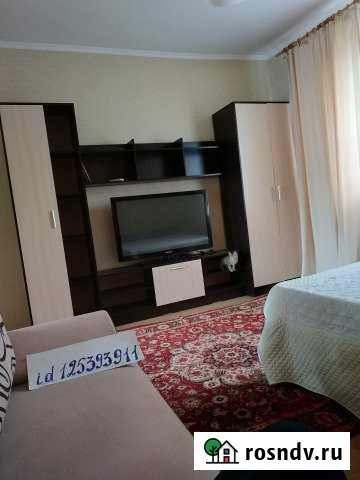 Комната 18 м² в 2-ком. кв., 1/3 эт. в аренду посуточно в Туапсе Туапсе - изображение 1