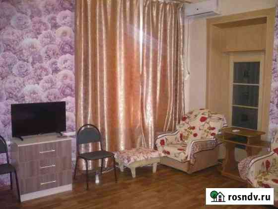 3-комнатная квартира, 60 м², 1/1 эт. в аренду посуточно в Ейске Ейск