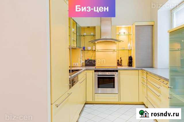 5-комнатная квартира, 165 м², 3/3 эт. в аренду на длительный срок в Санкт-Петербурге Санкт-Петербург - изображение 1
