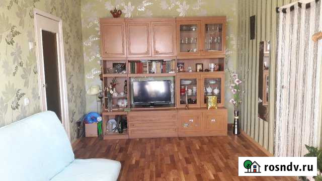 4-комнатная квартира, 63 м², 3/5 эт. на продажу в Котельниче Котельнич - изображение 1