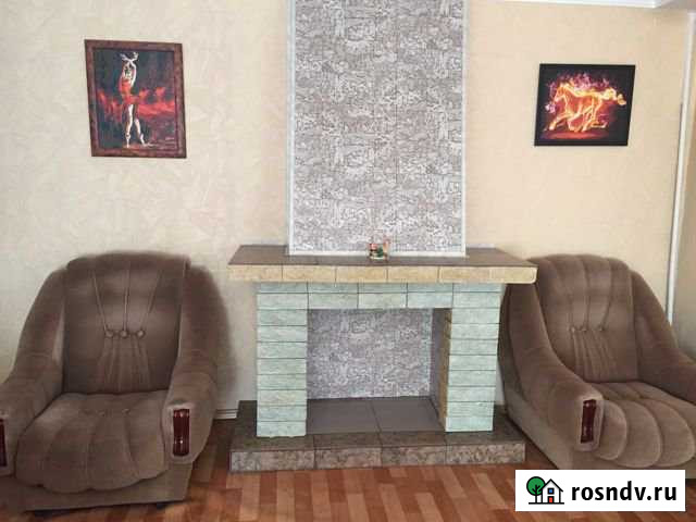 4-комнатная квартира, 100 м², 1/5 эт. в аренду на длительный срок в Омске Омск - изображение 1