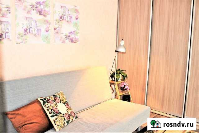 1-комнатная квартира, 50 м², 3/5 эт. в аренду посуточно в Лянторе Лянтор - изображение 1