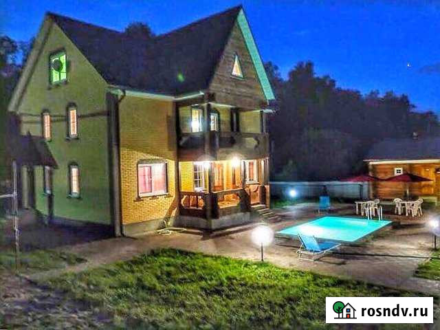 Коттедж 300 м² на участке 15 сот. в аренду посуточно в Чехове Московской области Чехов - изображение 1