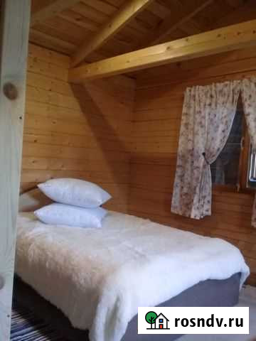 Дом 25 м² на участке 15 сот. в аренду посуточно в Горно-Алтайске Горно-Алтайск - изображение 1