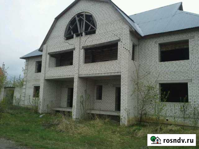 Дом 304 м² на участке 16 сот. на продажу в Сенгилее Сенгилей - изображение 1