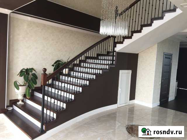 Дом 220 м² на участке 6 сот. в аренду на длительный срок в Сочи Сочи - изображение 1