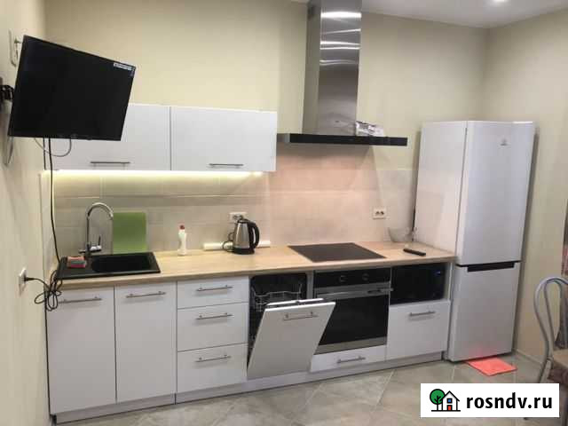 2-комнатная квартира, 70 м², 2/6 эт. в аренду на длительный срок в Кирове Киров - изображение 1