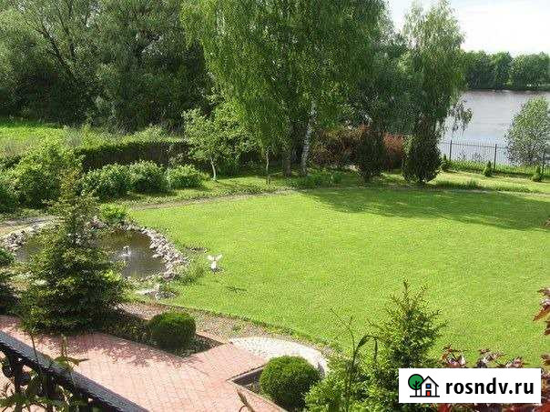 Коттедж 470 м² на участке 34 сот. в аренду посуточно в Великом Новгороде Великий Новгород - изображение 1