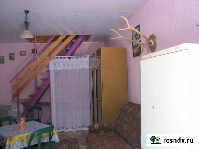 Комната 50 м² в 2-ком. кв., 1/2 эт. на продажу в Ейске Ейск - изображение 1