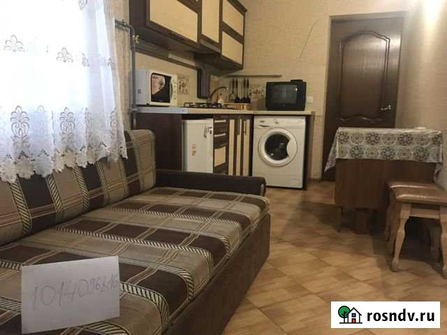 1-комнатная квартира, 40 м², 2/3 эт. в аренду посуточно в Керче Керчь - изображение 1