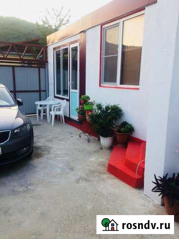 Коттедж 45 м² на участке 2 сот. в аренду посуточно в Небуге Небуг - изображение 1