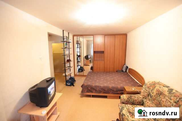 1-комнатная квартира, 30 м², 2/5 эт. в аренду посуточно в Березниках Березники - изображение 1