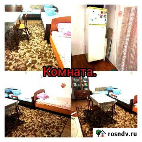 Комната 33 м² в 1-ком. кв., 1/1 эт. в аренду посуточно в Соль-Илецке Соль-Илецк - изображение 1