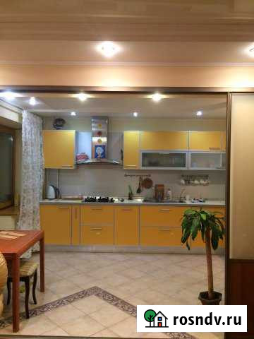 3-комнатная квартира, 96 м², 3/9 эт. в аренду на длительный срок в Брянске Брянск - изображение 1