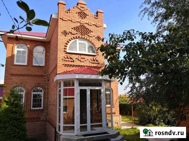 Коттедж 250 м² на участке 15 сот. в аренду посуточно в Тольятти Тольятти - изображение 1