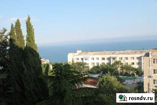 3-комнатная квартира, 68 м², 3/5 эт. в аренду посуточно в Алупке Алупка - изображение 1