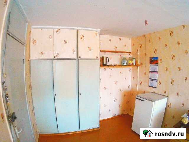 Комната 18 м² в 2-ком. кв., 4/5 эт. на продажу в Пскове Псков - изображение 1